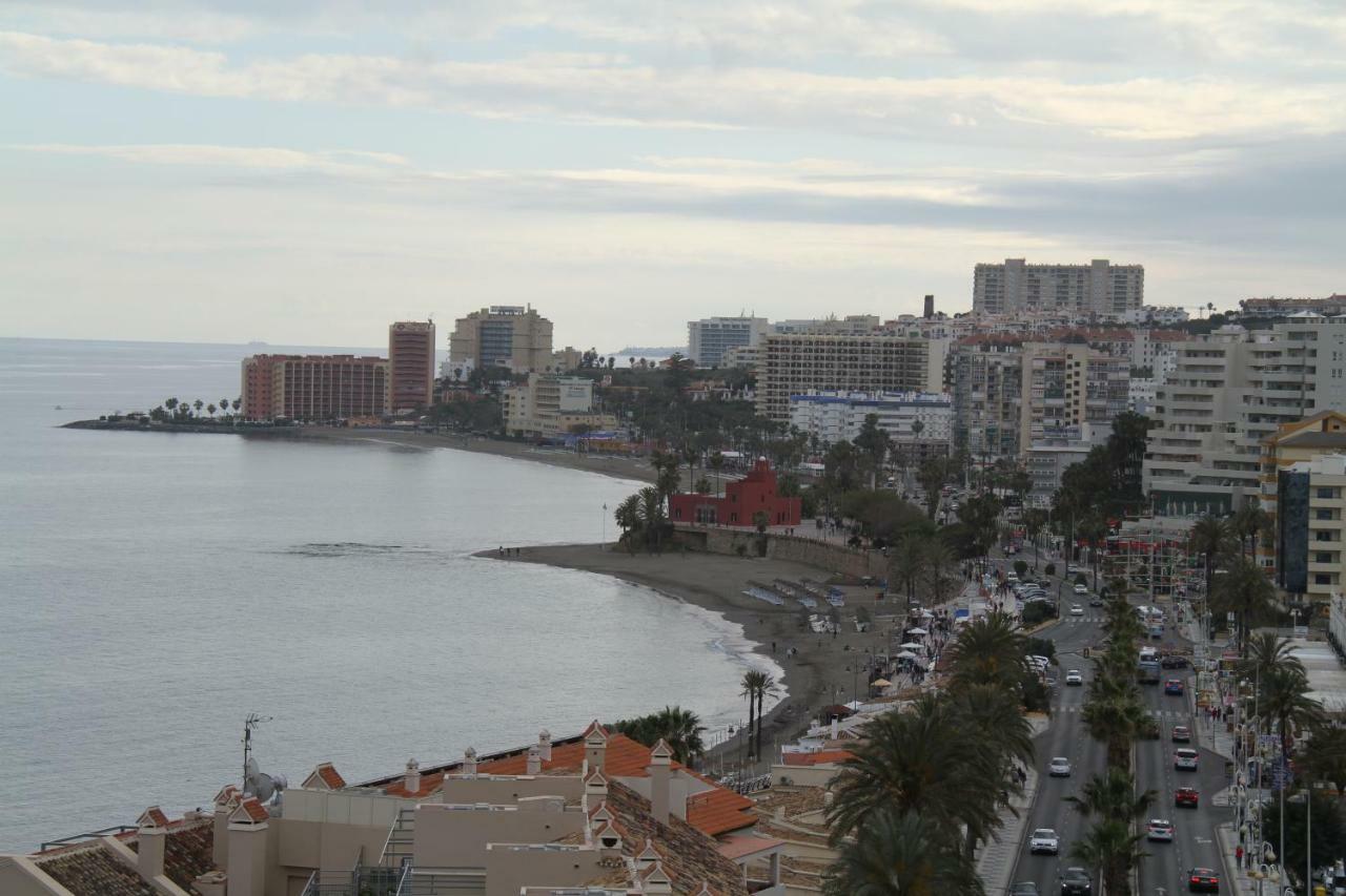 Fantanstico Apartamento Sobre El Mar Беналмадена Екстериор снимка