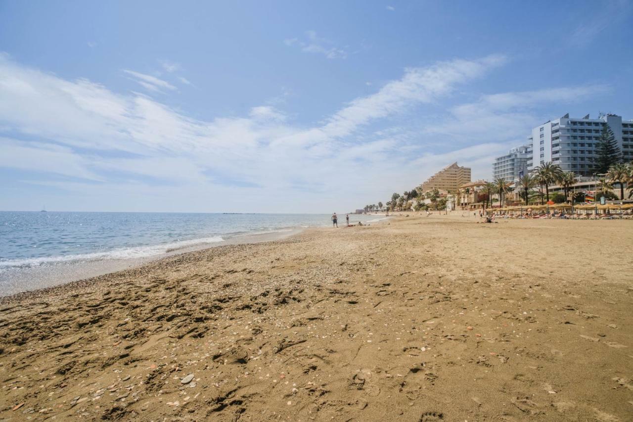 Fantanstico Apartamento Sobre El Mar Беналмадена Екстериор снимка