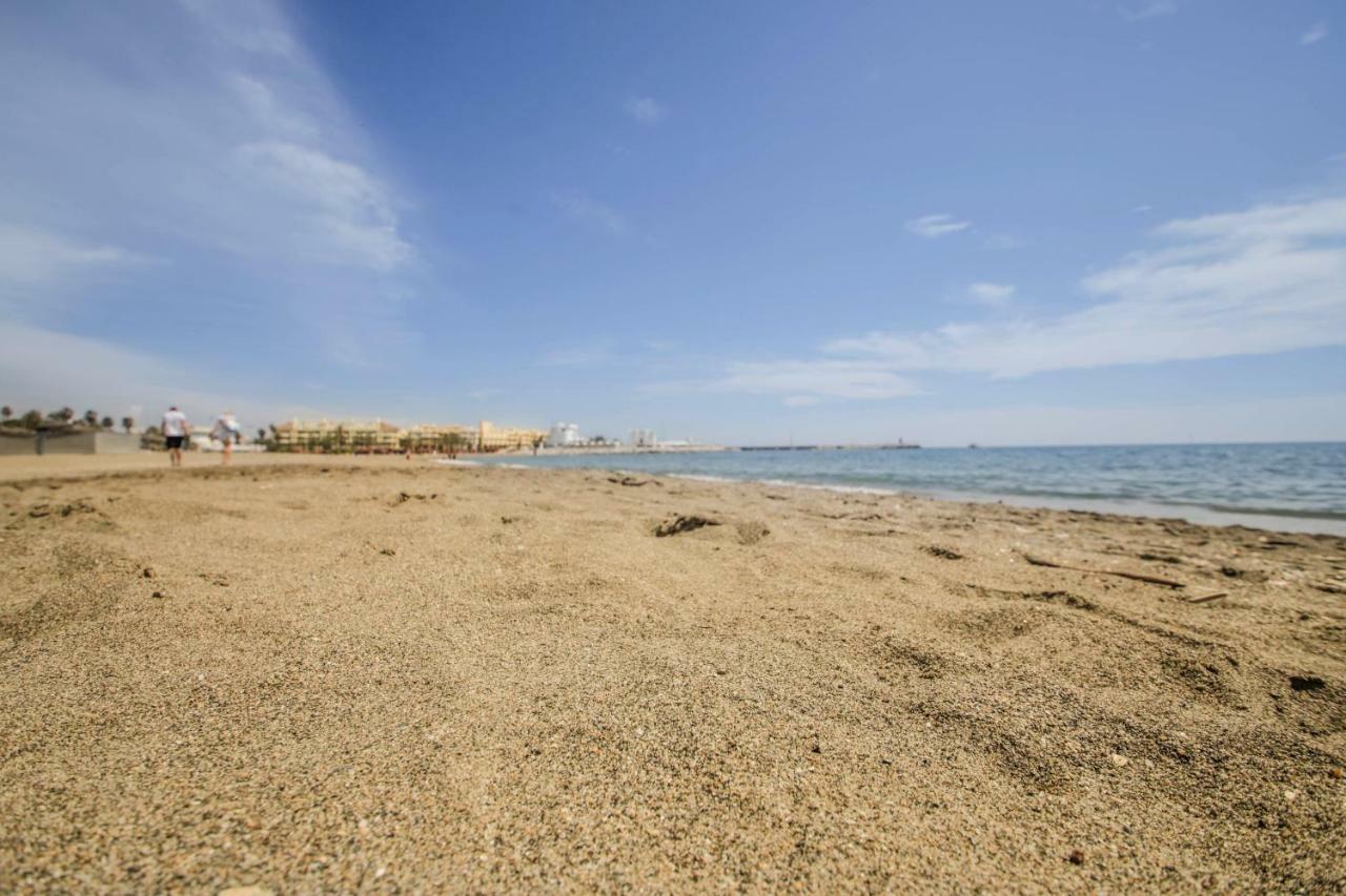 Fantanstico Apartamento Sobre El Mar Беналмадена Екстериор снимка