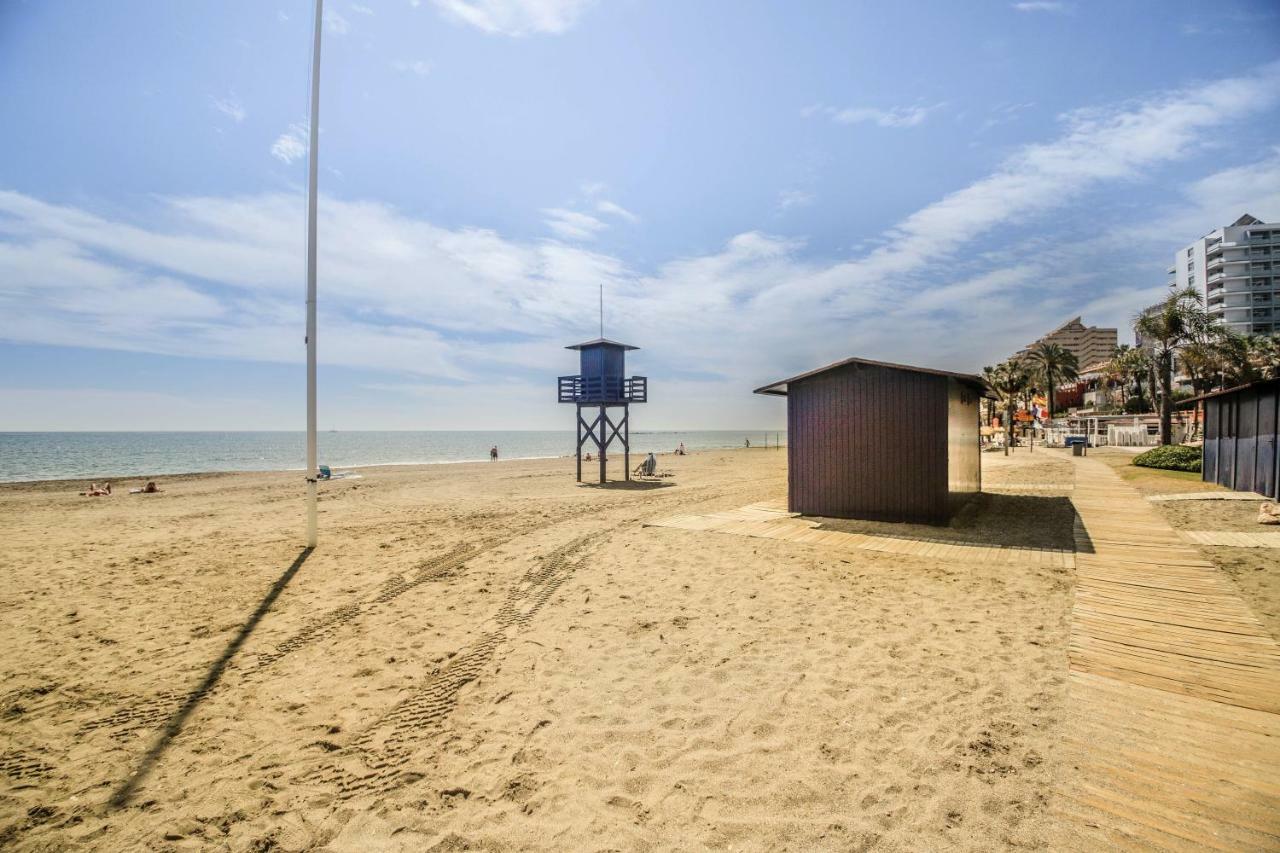 Fantanstico Apartamento Sobre El Mar Беналмадена Екстериор снимка